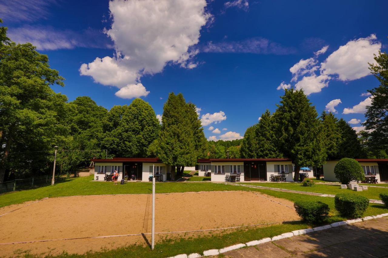 Osrodek Wypoczynkowy Dolomity Hotel Jedwabno Bagian luar foto
