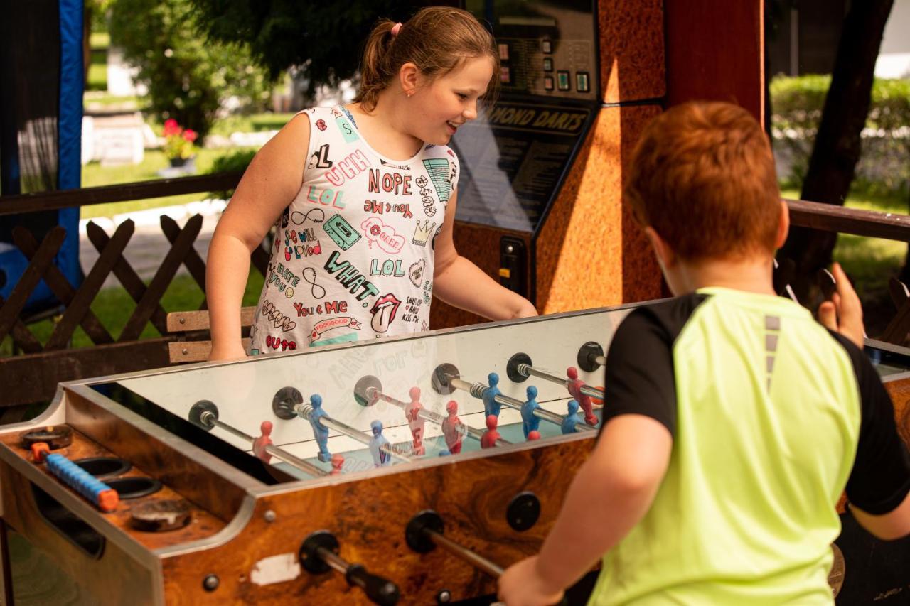 Osrodek Wypoczynkowy Dolomity Hotel Jedwabno Bagian luar foto